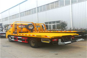 铁西区附近拖车救援搭电