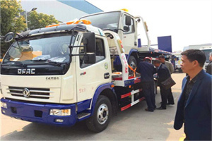 铁西区汽车道路救援拖车价格